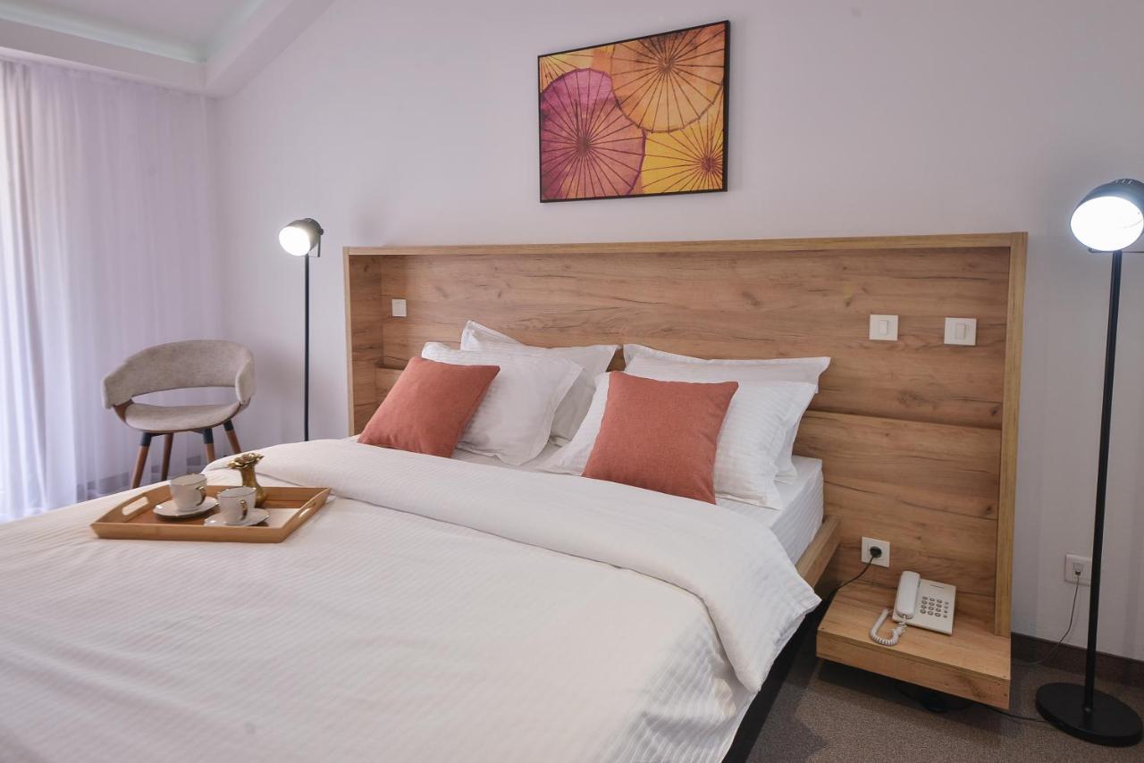 Magnolia Place Tivat Exterior photo